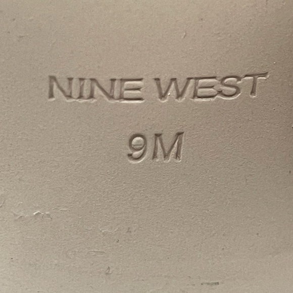 Suede Boots with Sleeve Grey Suede - Picture 8 of 10